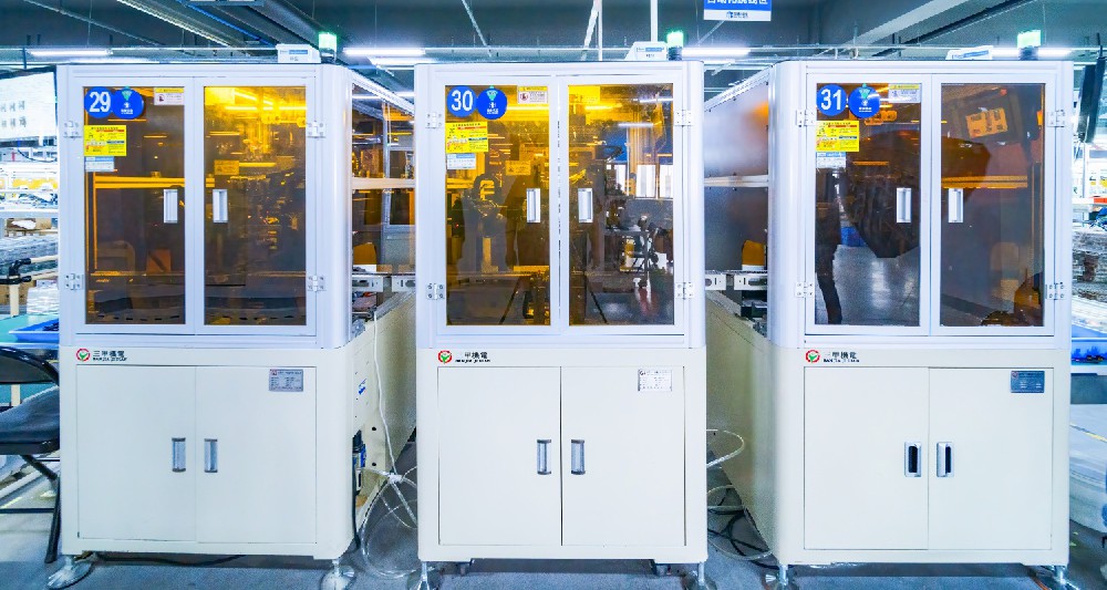 Single-Axis Double-Arm Smart Winder